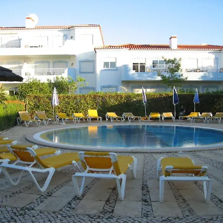 Great Flat Heated Indoor Pool Jacuzzi N 29 * 波尔蒂芒