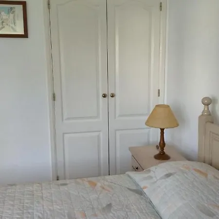 Great Flat Heated Indoor Pool Jacuzzi N 29 *